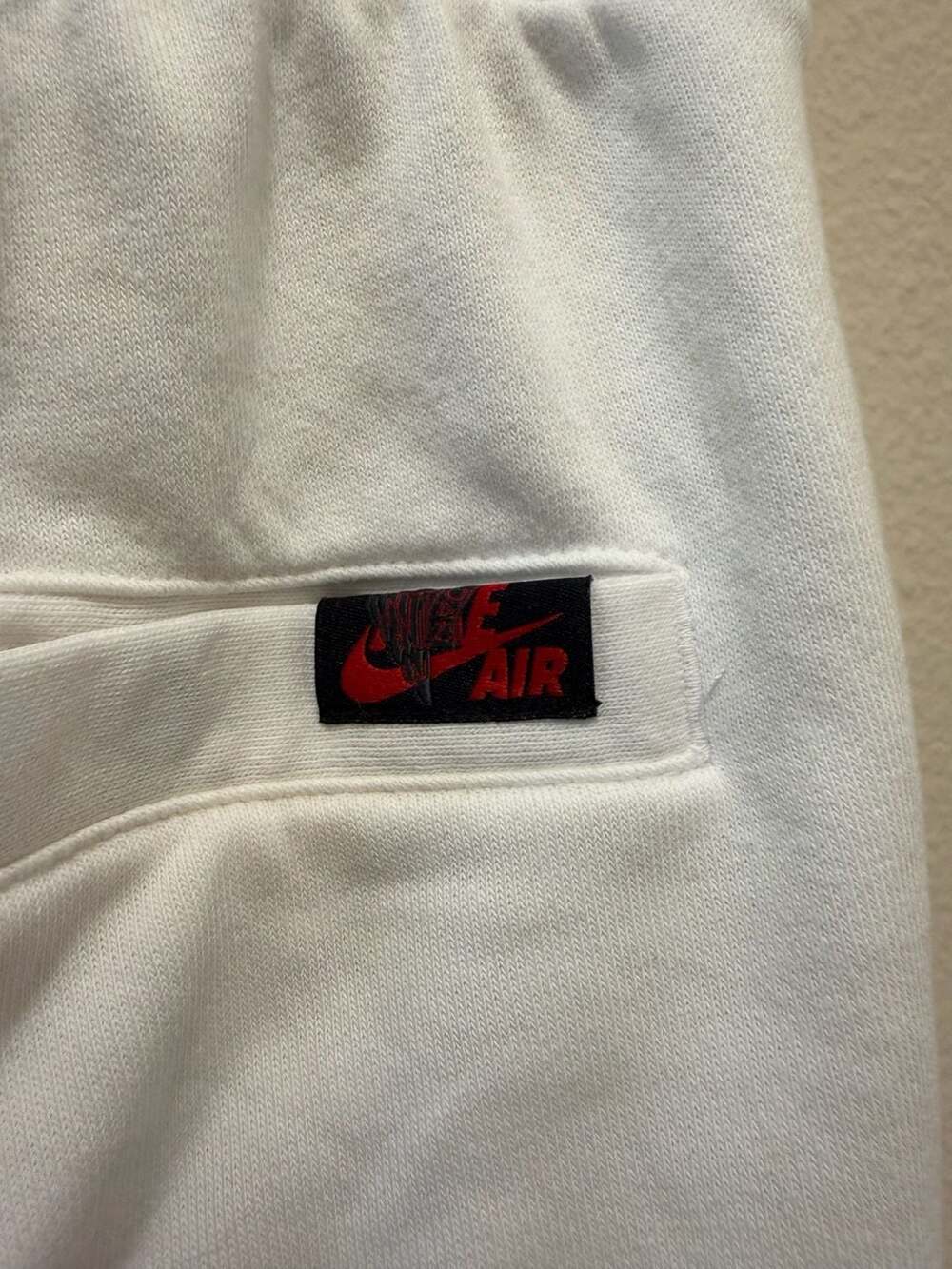 Nike Jordan Mens Air Jordan Classic Wings Fleece Shorts White/Blue/Red Medium - Picture 6 of 6